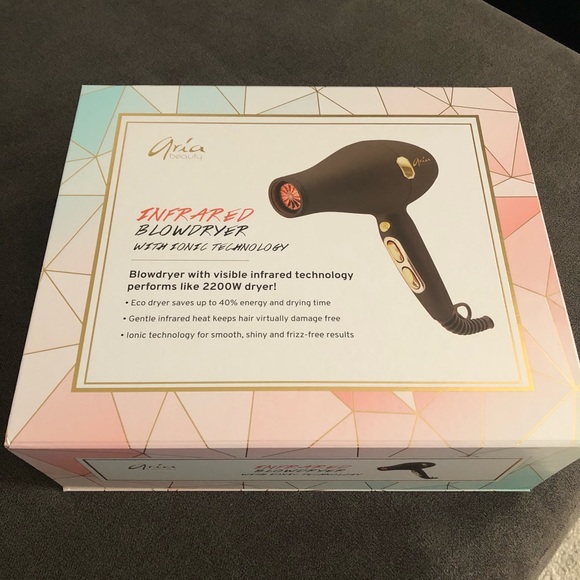 Aria Infrared Blow Dryer with Ionic Technology **NEW IN BOX** - Picture 2 of 4